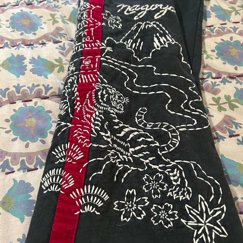 listing-status-banner